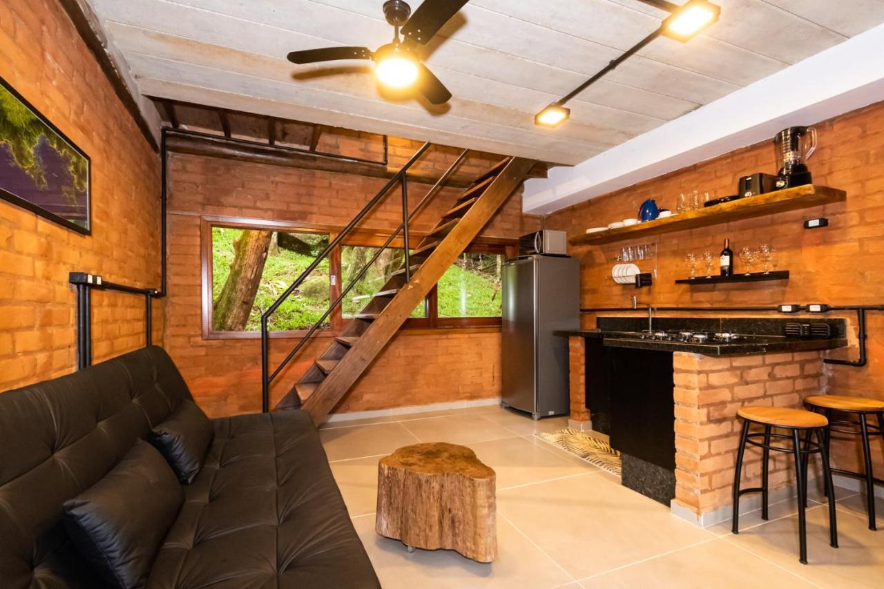 Apartment Lotus Loft 02: Refuge In The Middle Of Nature At Felix' Beach, 100Mbps Internet + Smart Tv, Full Kitchen And Barbecue Just 500 Meters From The Beach