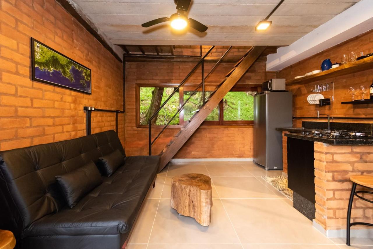 Lotus Loft 02: Refuge In The Middle Of Nature At Felix' Beach, 100Mbps Internet + Smart Tv, Full Kitchen And Barbecue Just 500 Meters From The Beach * Ubatuba