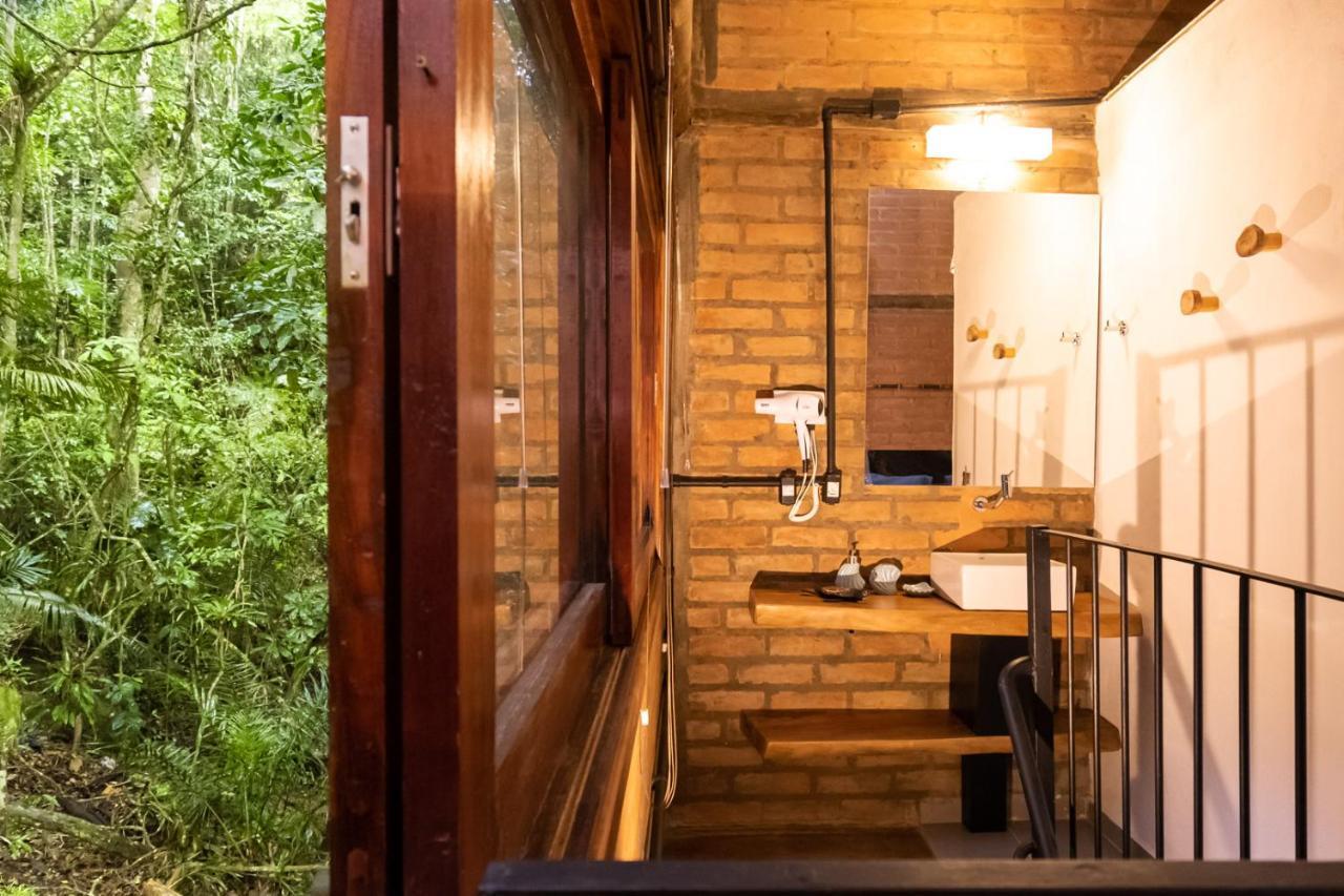 Apartment Lotus Loft 02: Refuge In The Middle Of Nature At Felix' Beach, 100Mbps Internet + Smart Tv, Full Kitchen And Barbecue Just 500 Meters From The Beach