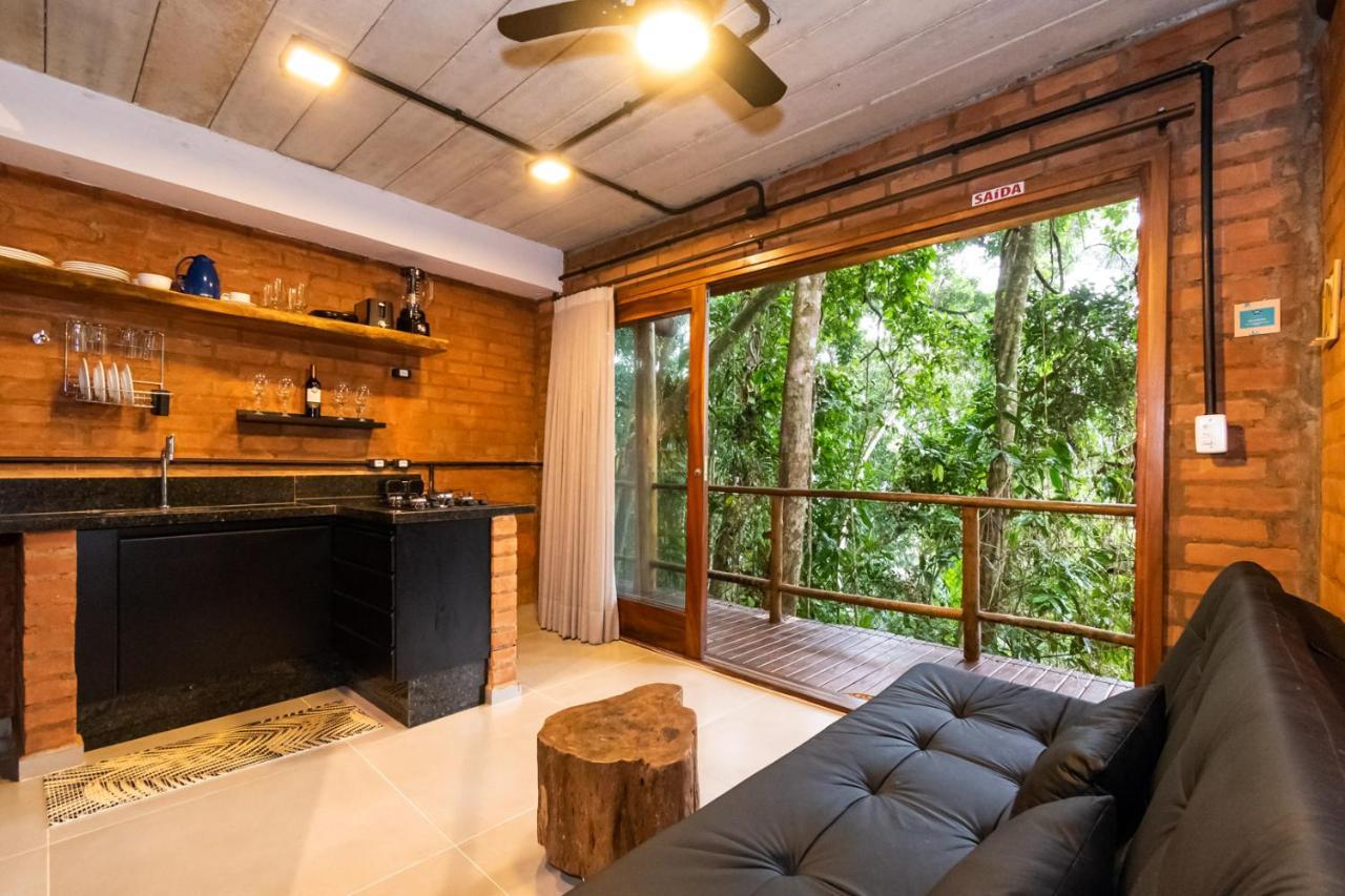 Apartment Lotus Loft 02: Refuge In The Middle Of Nature At Felix' Beach, 100Mbps Internet + Smart Tv, Full Kitchen And Barbecue Just 500 Meters From The Beach *